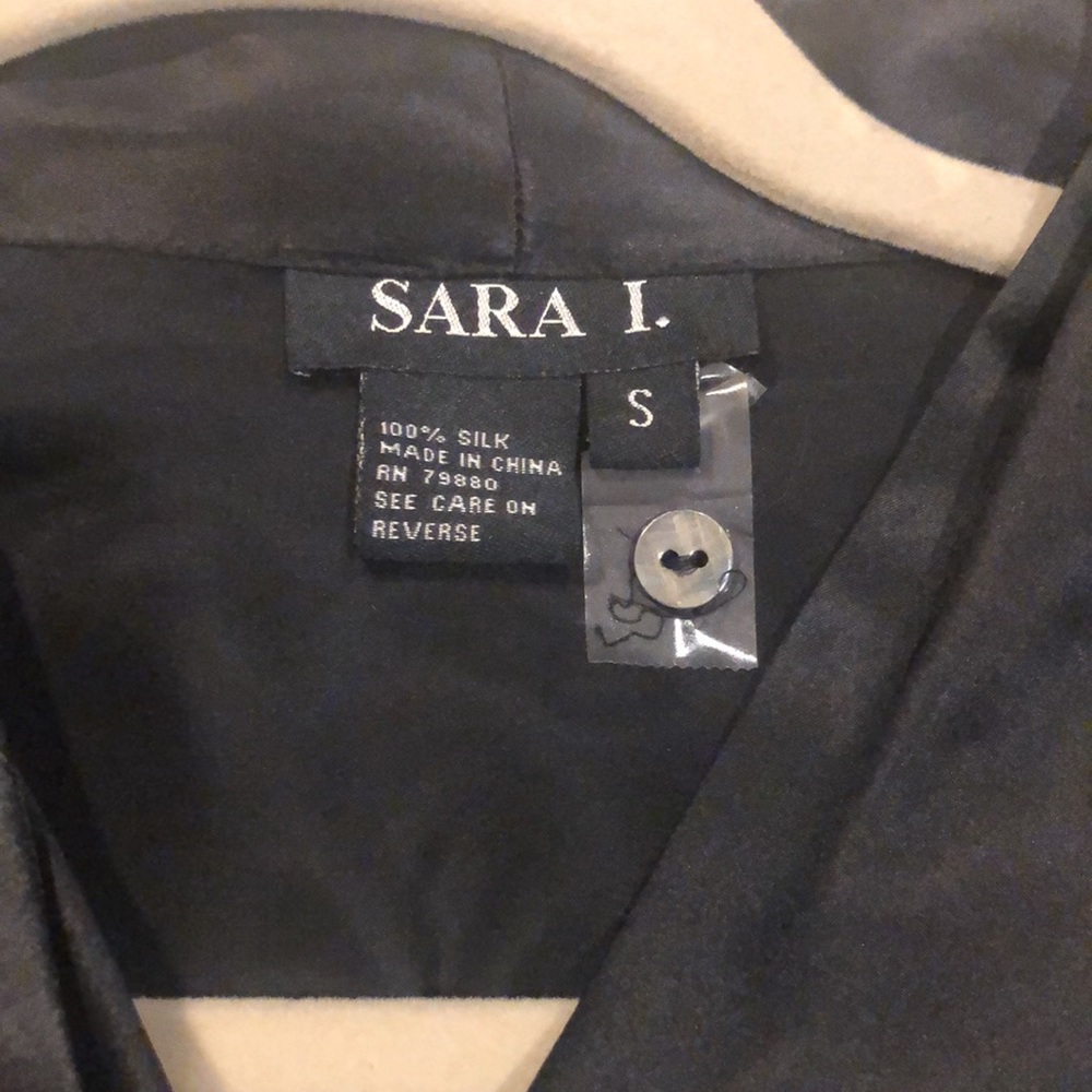 Silk Top - Picture 2 of 4